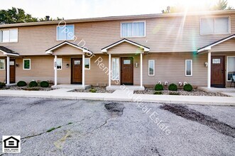 Building Photo - 15012 Tally Ho Dr