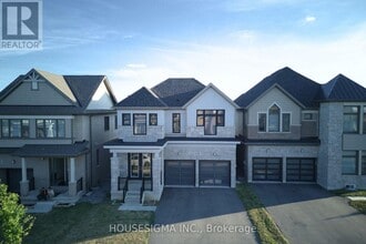 Building Photo - 139 Fairey Cres