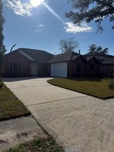 Building Photo - 14322 Golden Cypress Ln