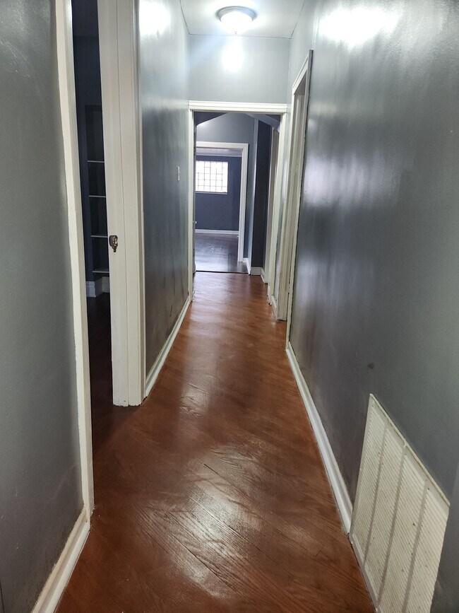 Foto del edificio - 8711 S Kingston Ave