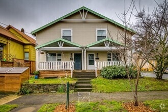 Building Photo - 4077 N Borthwick Ave