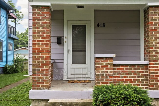 Building Photo - 418 N Drexel Ave