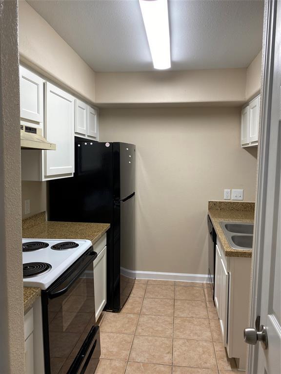Foto del edificio - 17401 Red Oak Dr