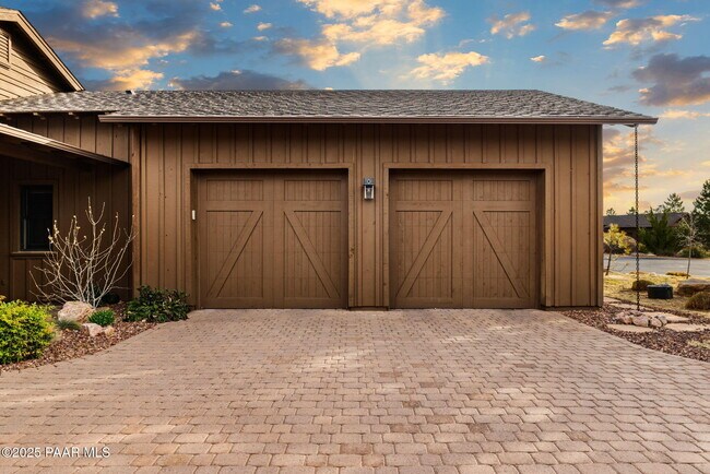 Building Photo - 5653 W Johnny Mullins Dr