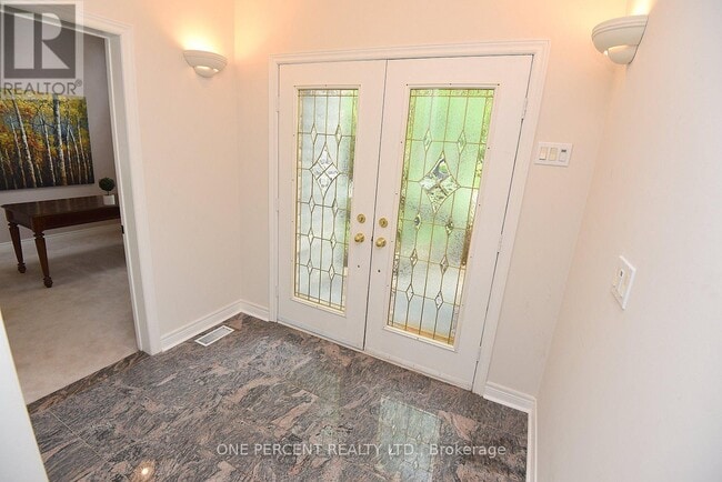 Photo du bâtiment - 4323 Clubview Dr