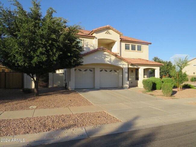 Foto del edificio - 3972 E Maplewood St