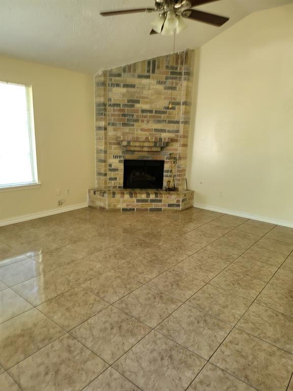 Building Photo - 19911 River Brook Dr