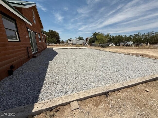 Foto del edificio - 270 W Patricia Ave