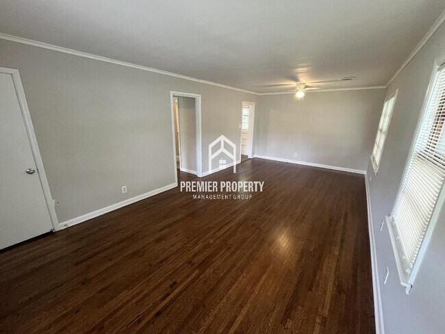 Foto del edificio - 5238 Lochinvar Rd