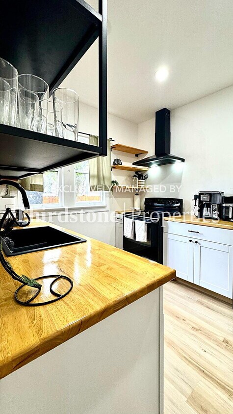 Foto principal - 2518 Dellwood Ave