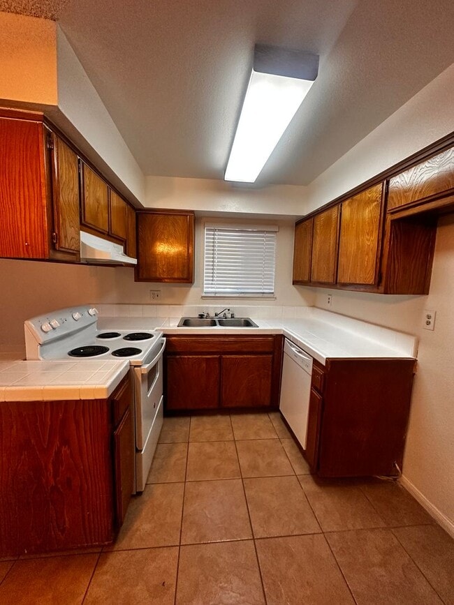 Foto del edificio - 4701 Beechwood St