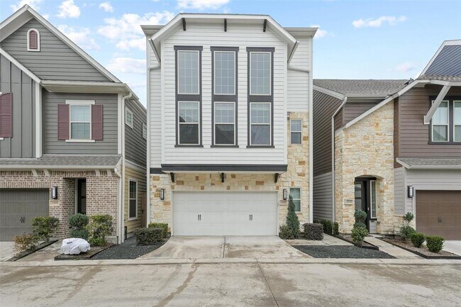 Foto del edificio - 12535 Holly Blue Ln