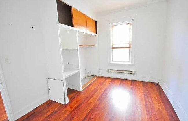 Building Photo - 1249 Shackamaxon St