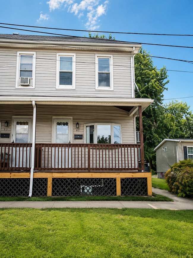 Building Photo - 412 Allen St