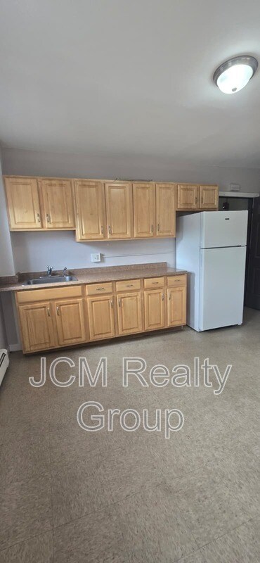 Foto principal - 66 Batchelder St