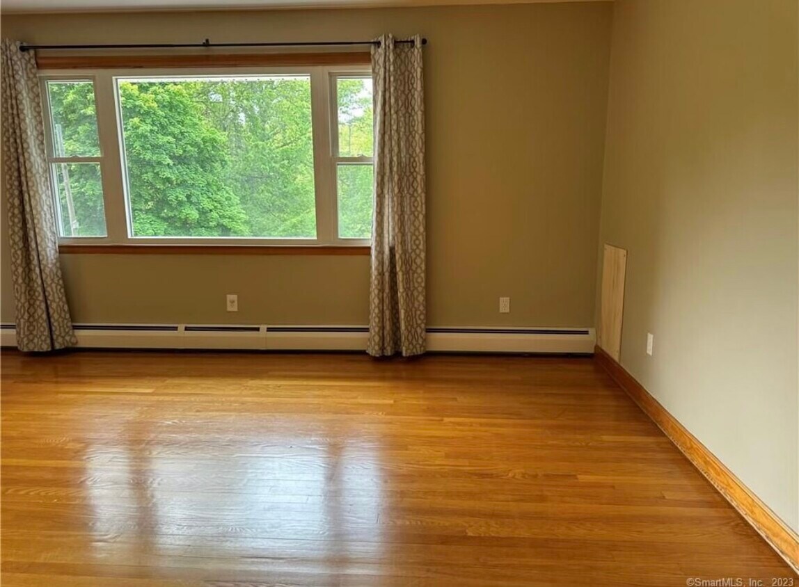 21 Munson Rd, Farmington, CT 06032 House Rental in Farmington, CT