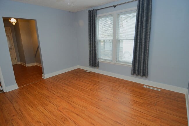 Building Photo - Goettsch Duplex