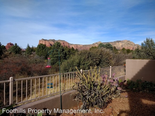 Building Photo - 3 br, 4 bath House - 190 Colinas