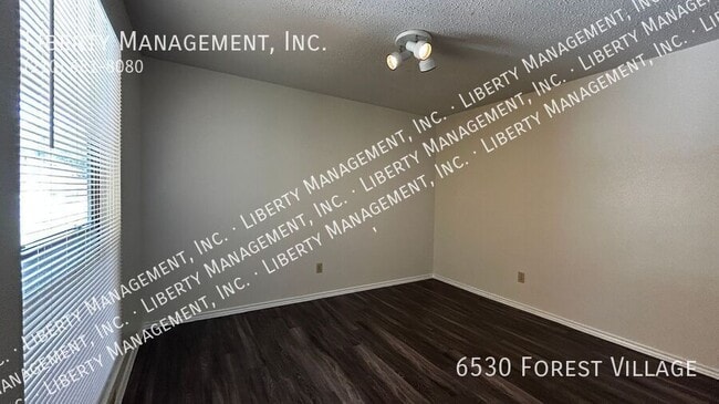 Building Photo - 6530 Forest Village