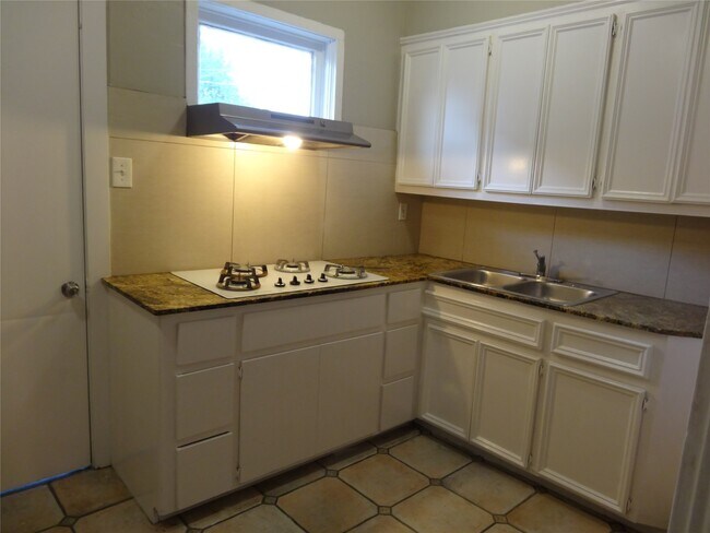 Foto del edificio - 5011 Lindsay St