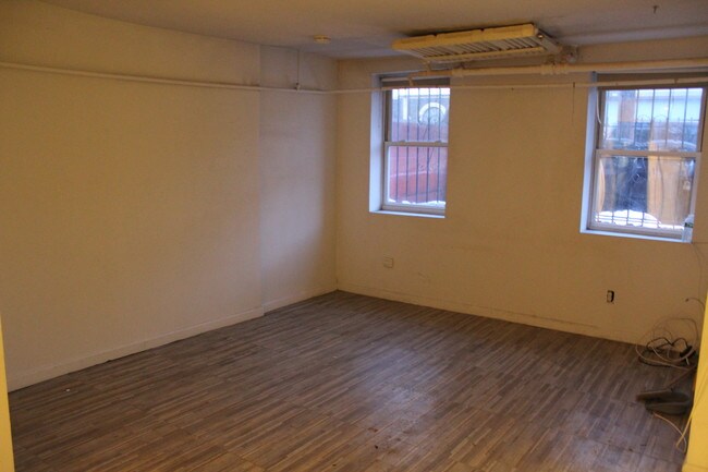 Building Photo - 570 Saint Marks Ave