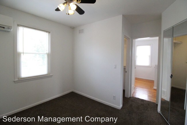 Building Photo - 1312 W 39TH St