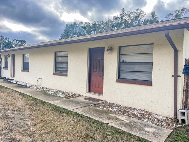 Building Photo - 1016 9th Ave NW