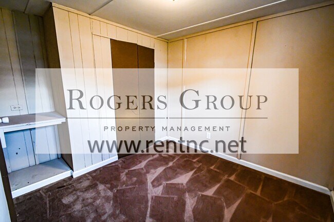 Foto del edificio - 124 Woodway Dr