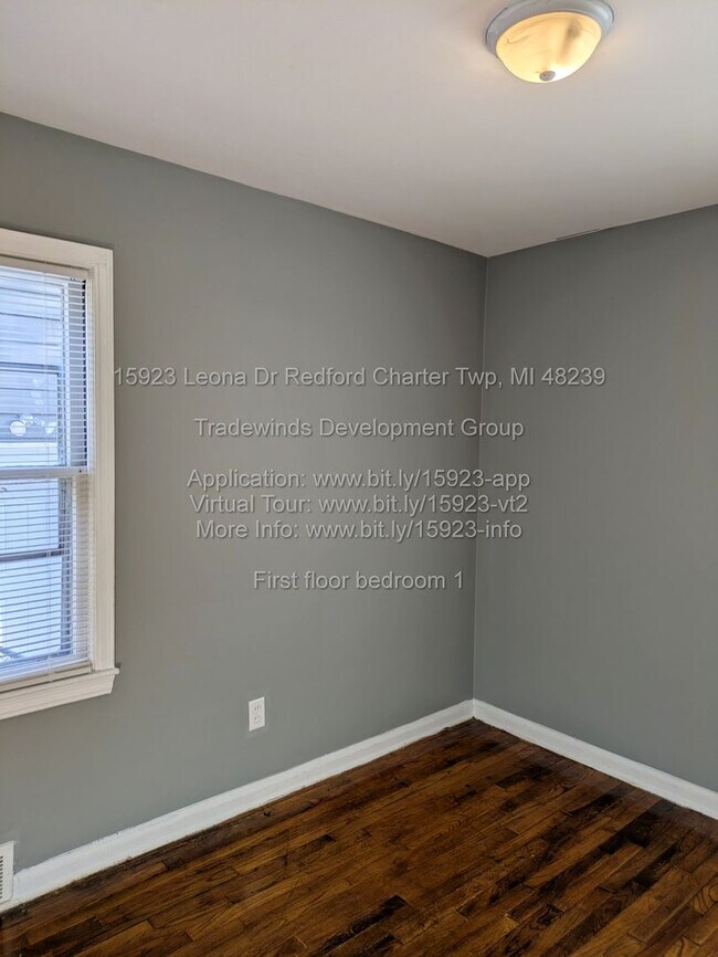 Building Photo - 15923 Leona Dr