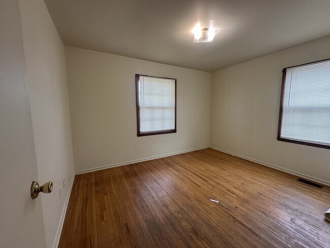 Foto del edificio - 400 Lancashire Rd