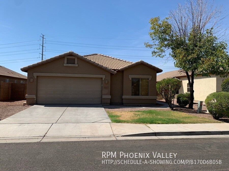 Spacious Coldwater Springs 4/3 Split Floor... House Rental in