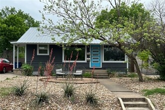 Building Photo - 5509 Link Ave