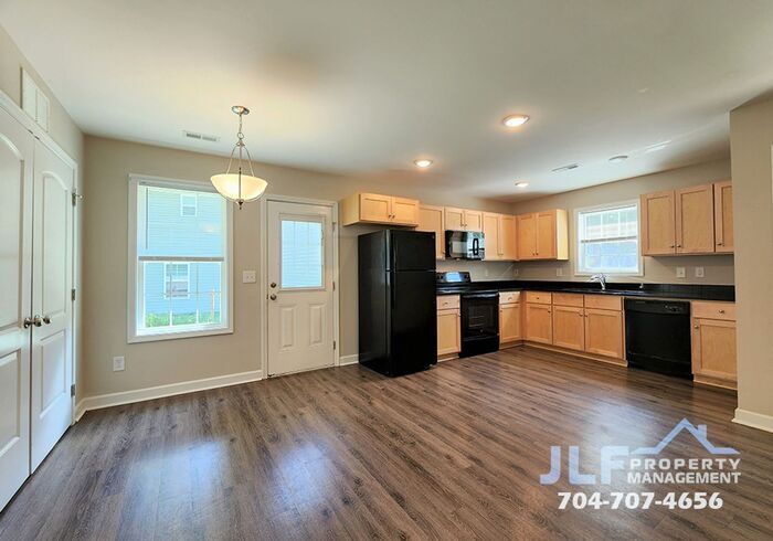 Primary Photo - 3/2 Ranch in Kannapolis!