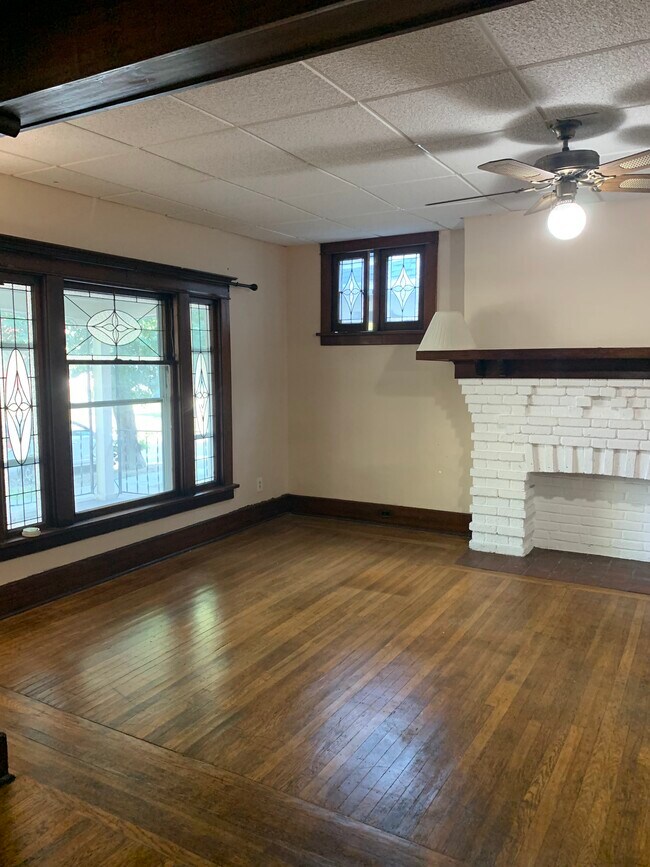 64 Roanoke Pky Unit 1, Buffalo, NY 14210 64 Roanoke Pky Buffalo, NY