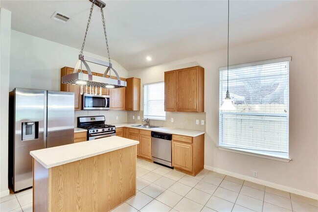 Foto del edificio - 2133 Paradise Ridge Dr