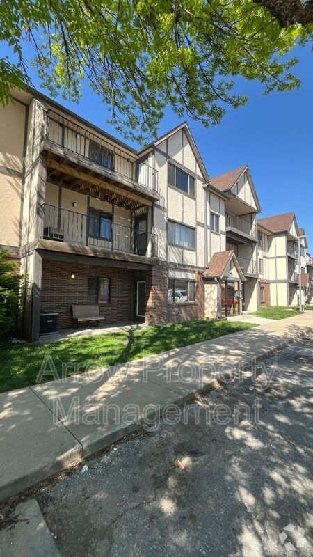 Building Photo - 2354 N 44th St