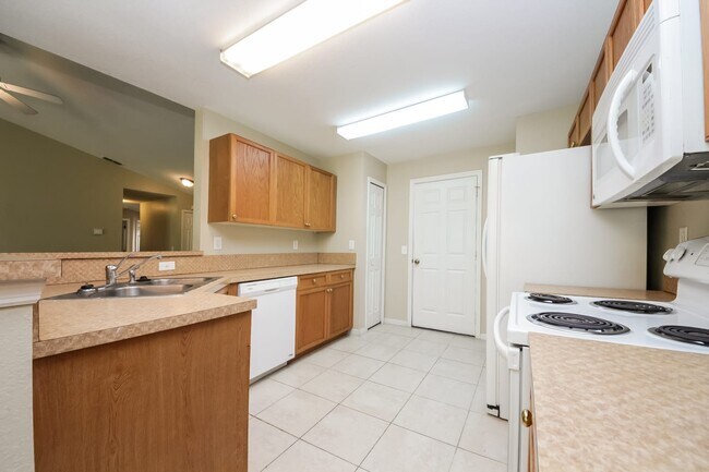 Building Photo - 1749 Sail Ct