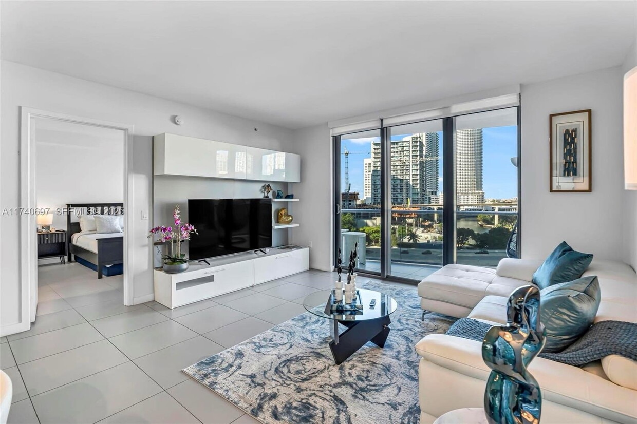 Photo - 31 Southeast 6th Street Apt #1102, Miami, FL 33131 - 2 BR 2 BA condo