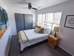 Foto del edificio - 109 W Oak Ave