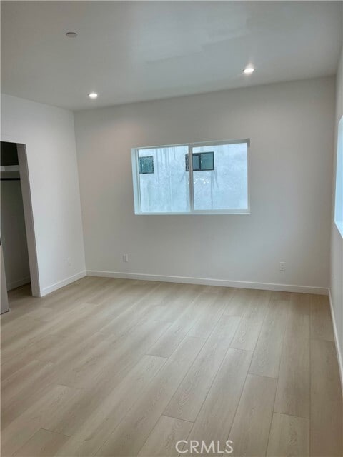 Foto del edificio - 611 W 41st Pl