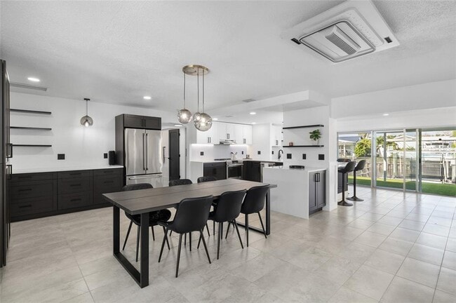 Foto del edificio - 1449 48th Ave NE