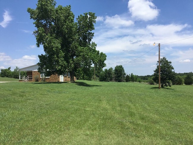 Building Photo - 3 br, 1 bath House - 6501 NE 63rd