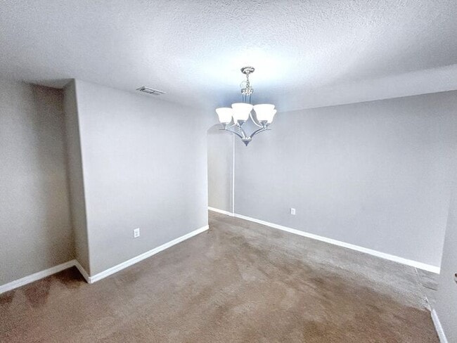 Building Photo - 9872 Trumpet Vine Loop