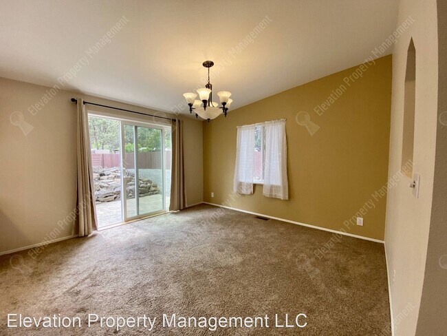 Building Photo - 3 br, 2 bath House - 60893 Duke Lane