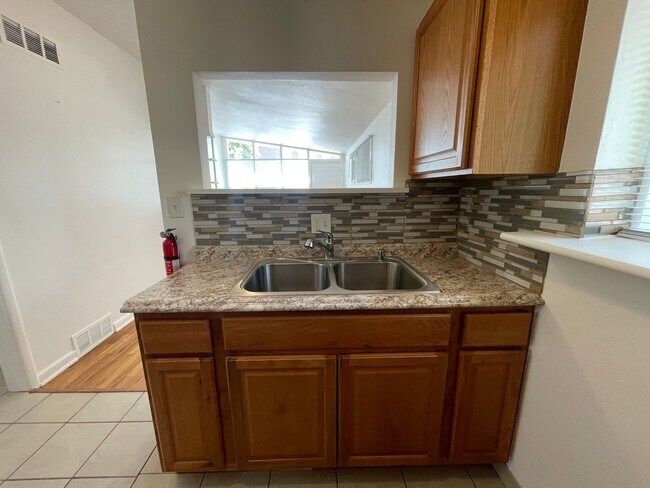 Foto del edificio - Charming 2 Bedroom, 1 Bathroom Home in Aurora