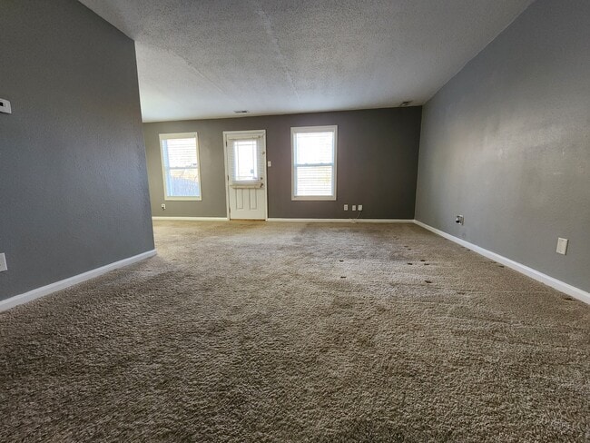 Building Photo - 16706 Aulton Dr