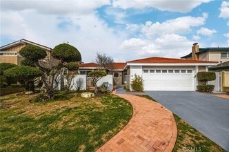 Building Photo - 6781 Bridgewater Dr