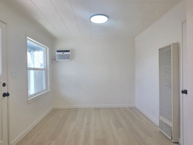 Foto del edificio - 675 Johanna Ave