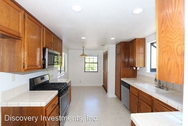 Building Photo - 2 br, 1 bath House - 13731 Seagate Drive
