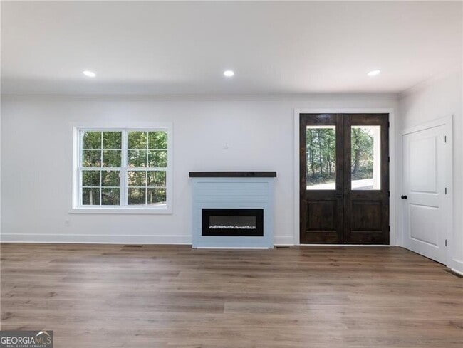 Building Photo - 2438 Shadburn Ferry Dr